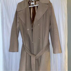 T Tahari Tan Double-Breasted Coat 80% Wool blend